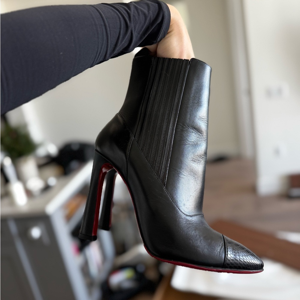 Christian Louboutin Black Heeled Boots with Red Soles - Picture 4 of 13